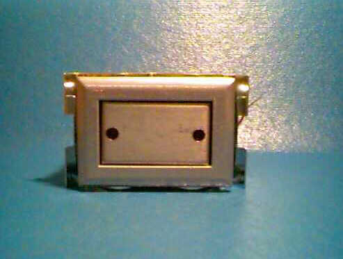 B-B01 BENNIE BUTTON
