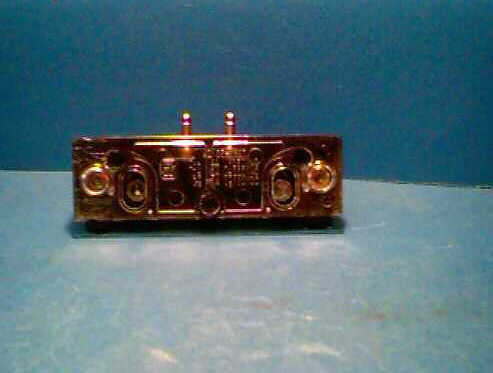 B-D12 Bennie Contact