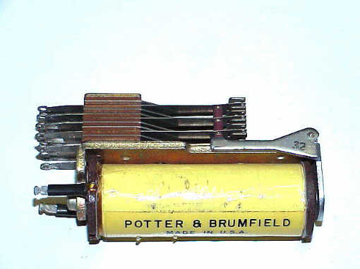 BS23D-110VDC P & B