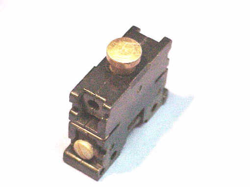 O-B002 OTIS BUTTON